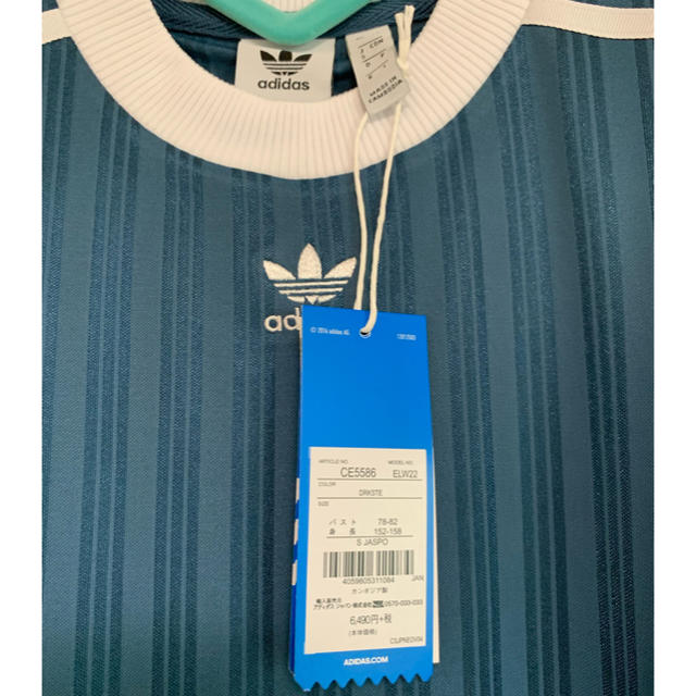 adidas(アディダス)のadidasオリジナルスワンピース レディースのワンピース(ミニワンピース)の商品写真