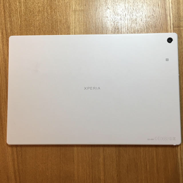 xperia z2 tablet so-05f ホワイト 訳あり 1