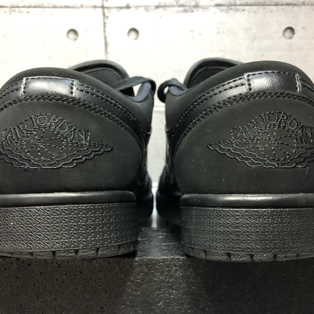 NIKE(ナイキ)のbadfly様専用NIKE AIR JORDAN 1 LOW   メンズの靴/シューズ(スニーカー)の商品写真