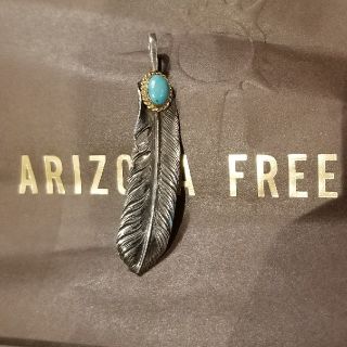 アリゾナフリーダム(ARIZONA FREEDOM)のアリゾナフリーダム　70㎜　金縄　ターコイズ　フェザー　特大(ネックレス)