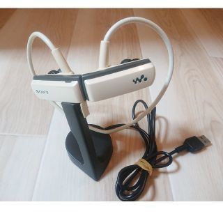 ウォークマン(WALKMAN)のイヤホン一体型ウォークマン(ポータブルプレーヤー)