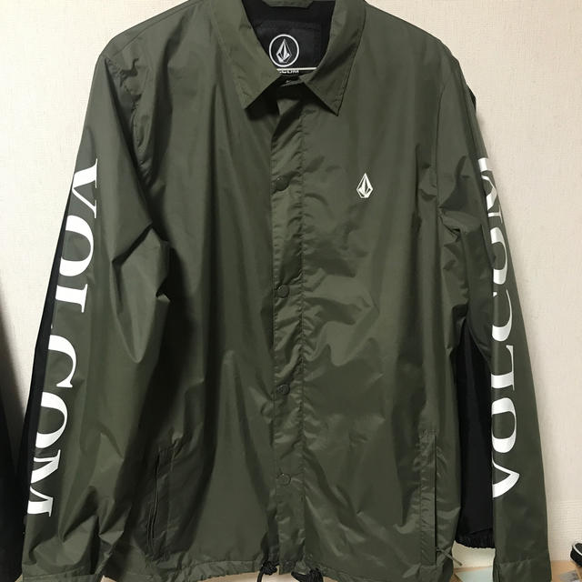 VOLCOM コーチジャケット