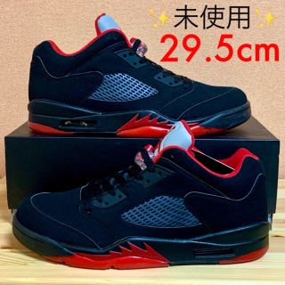 ナイキ(NIKE)の【新品未使用】NIKE AIR JORDAN 5 LOW BLACK RED(スニーカー)