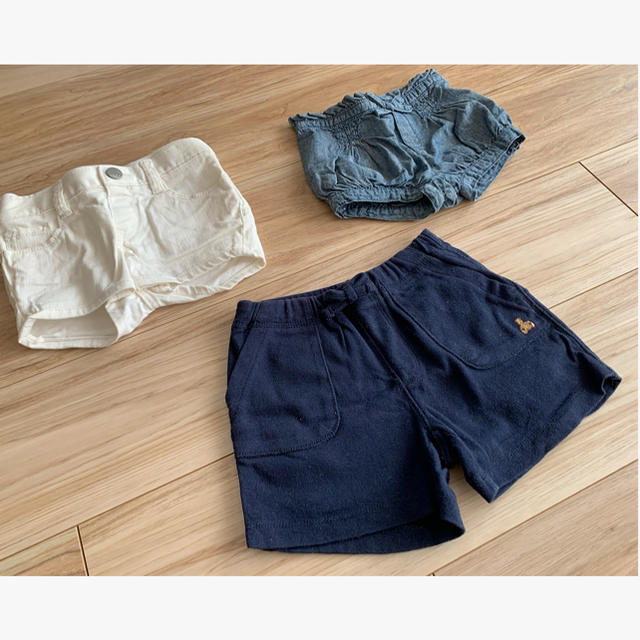 babyGAP(ベビーギャップ)の【babyGAP】ショートパンツ3点セット 90 キッズ/ベビー/マタニティのキッズ服女の子用(90cm~)(パンツ/スパッツ)の商品写真