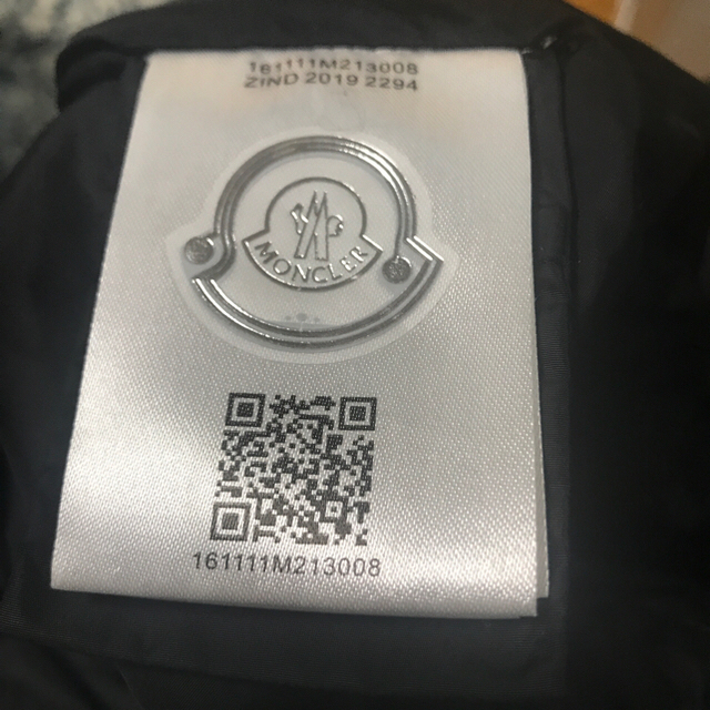 訳あり moncler パーカー ブラック ナイロン Lサイズ