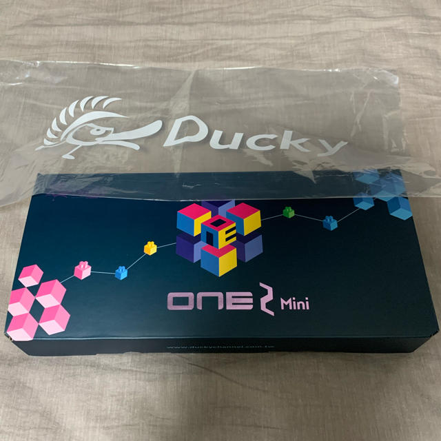 Ducky One 2 Mini Pure White RGB 60% ダッキーPC周辺機器