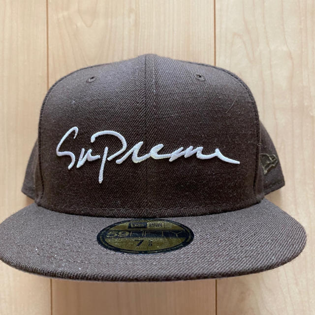 Supreme Classic Script NewEra Brown 75/8-