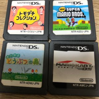 ニンテンドーDS(ニンテンドーDS)のどうぶつの森　トモダチコレクション　スーパマリオブロス　3本セット(携帯用ゲーム機本体)