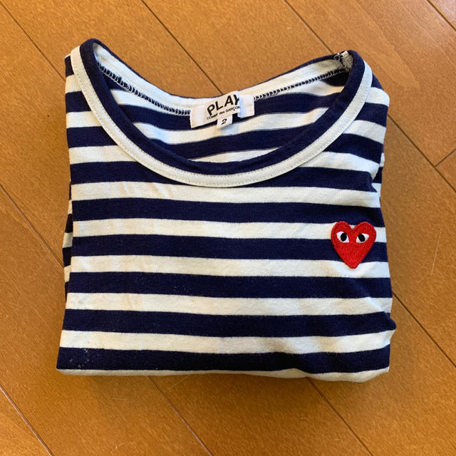 COMME des GARCONS(コムデギャルソン)のplay comme des garcons キッズ/ベビー/マタニティのキッズ服男の子用(90cm~)(Tシャツ/カットソー)の商品写真