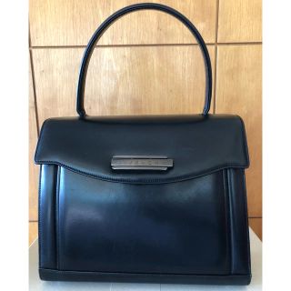 GIVENCHY(ハンドバッグ)のフリマアイテム一覧 GIVENCHY(ハンドバッグ)のフリマアイテム一覧