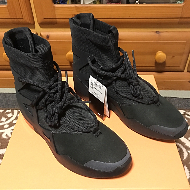 FEAR OF GOD(フィアオブゴッド)のGW値下げ！NIKE AIR FEAR OF GOD1 TRIPLE BLACK メンズの靴/シューズ(スニーカー)の商品写真