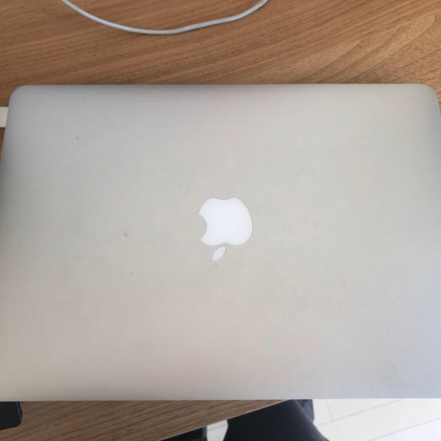 Apple(アップル)のMacBook Air 13インチLED美品⭐️A1466 箱付き✨ スマホ/家電/カメラのPC/タブレット(ノートPC)の商品写真