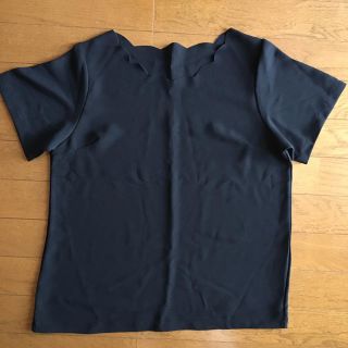 ディーホリック(dholic)のスカラップ　黒　Ｔシャツ(Tシャツ/カットソー(半袖/袖なし))