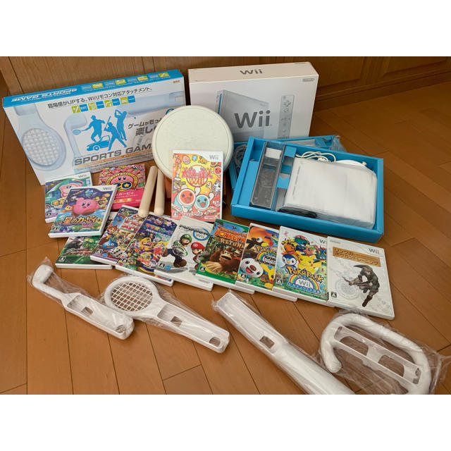 wii 本体　ソフト12本　太鼓　 4点セットのアタッチメント