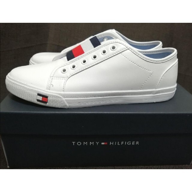 TOMMY HILFIGER(トミーヒルフィガー)の新品TOMMY HILFIGER トミーヒルフィガー スリッポンスニーカー レディースの靴/シューズ(スニーカー)の商品写真