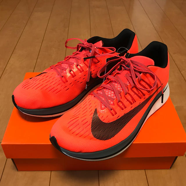白木/黒塗り NIKE ZOOMFLY 360 ズームフライ360 黒白 644395-003