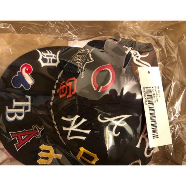 Supreme(シュプリーム)のsupreme newera MLB ニューエラ　シュプリーム メンズの帽子(キャップ)の商品写真