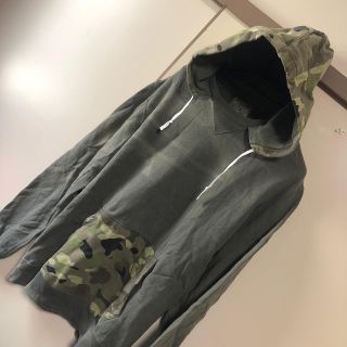 アベイシングエイプ(A BATHING APE)のAPE パーカー カモフラ(パーカー)