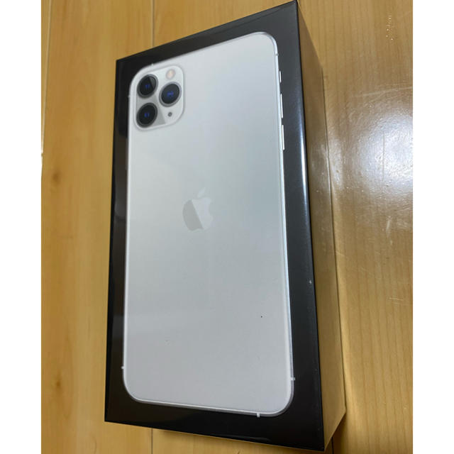 Apple(アップル)のiPhone11 Pro Max 256GB SIMフリー スマホ/家電/カメラのスマートフォン/携帯電話(スマートフォン本体)の商品写真