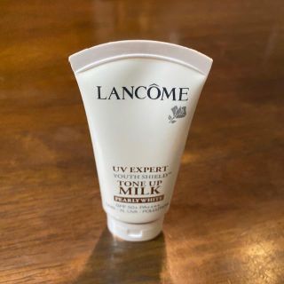 ランコム(LANCOME)の˚✧₊⁎Lancôme UV エクスペール トーン アップ n ⁎⁺˳✧༚(化粧下地)