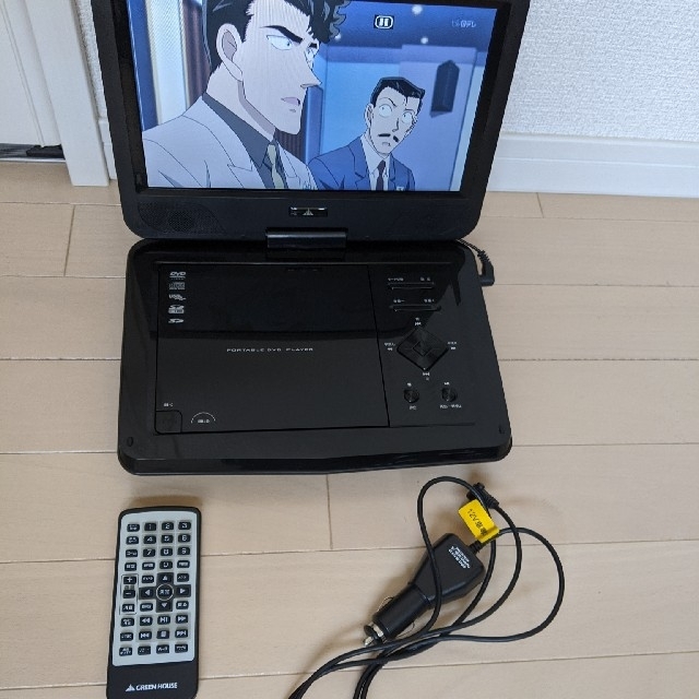 【再値下げ】グリーンハウス　ポータブルDVDプレーヤー　10DCB2PDV スマホ/家電/カメラのテレビ/映像機器(DVDプレーヤー)の商品写真