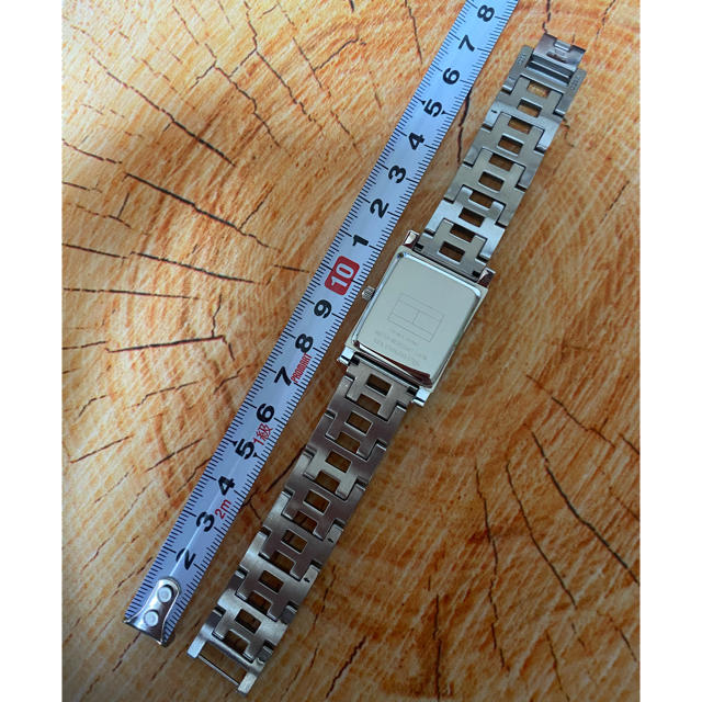 TOMMY HILFIGER(トミーヒルフィガー)の専用　jerlaine26様　美品 TOMMY HILFIGER 電池新品腕時計 レディースのファッション小物(腕時計)の商品写真