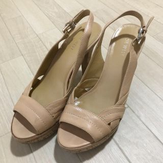 ナインウエスト(NINE WEST)のninewest サンダル ベージュ M(サンダル)