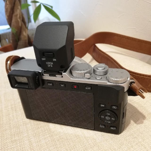 LEICA(ライカ)のLEICA ライカ D-LUX7 スマホ/家電/カメラのカメラ(コンパクトデジタルカメラ)の商品写真