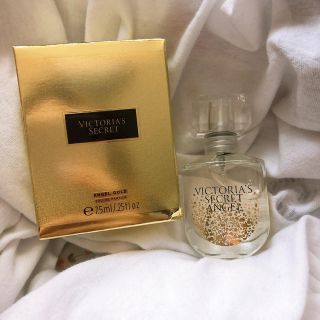 ヴィクトリアズシークレット(Victoria's Secret)のvictoria secret 香水　angel gold(香水(女性用))