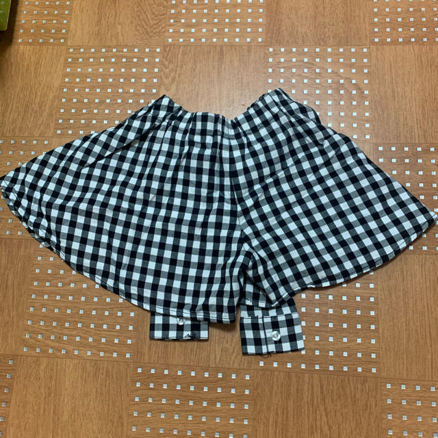 OLLINKARI(オリンカリ)のOLLINKARI  ショートパンツ　130 キッズ/ベビー/マタニティのキッズ服女の子用(90cm~)(パンツ/スパッツ)の商品写真