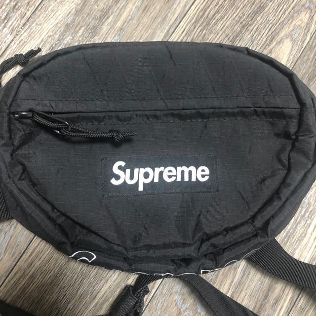 Supreme  Waist  Bag