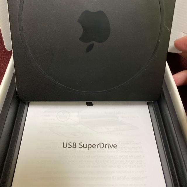 Apple(アップル)のApple純正 USB SuperDrive　MD564ZM/A スマホ/家電/カメラのテレビ/映像機器(DVDプレーヤー)の商品写真