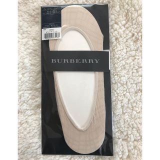 バーバリー(BURBERRY)のバーバリー　グレイズチェックカバー　未使用(ソックス)