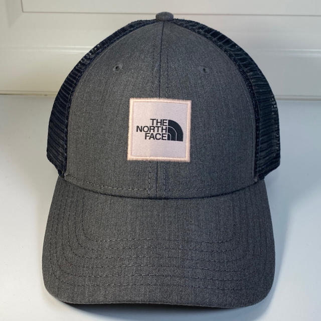 THE NORTH FACE(ザノースフェイス)の新品未使用　TheNorthFace ノースフェイスCAP 帽子　送料無料 レディースの帽子(キャップ)の商品写真