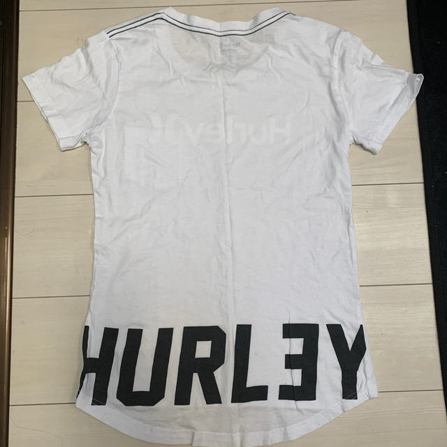 Hurley(ハーレー)のハーレーTシャツ　美品　 レディースのトップス(Tシャツ(半袖/袖なし))の商品写真