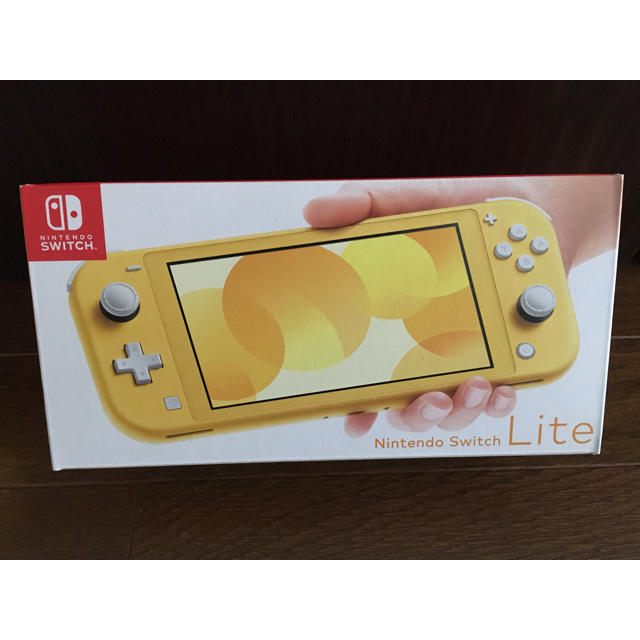 Nintendo Switch lite イエロー　任天堂スイッチライト 本体