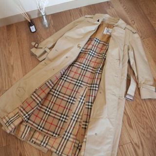 バーバリー(BURBERRY)の美品☆トレンチコート(トレンチコート)