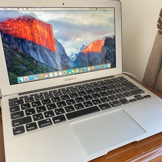 【値下げしました】MacBook Air(11-inch, Mid 2011)