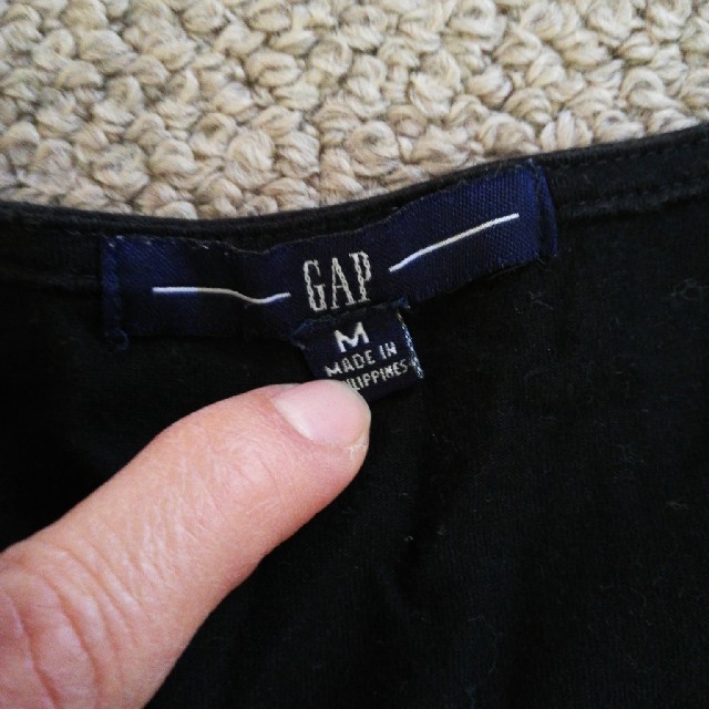 GAP(ギャップ)のギャップ　ワンピース　黒　GAP  レディースのワンピース(ひざ丈ワンピース)の商品写真