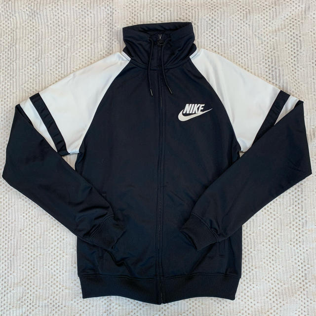 NIKE(ナイキ)のNIKE ジャージ　ksmn ♡様専用 レディースのジャケット/アウター(その他)の商品写真