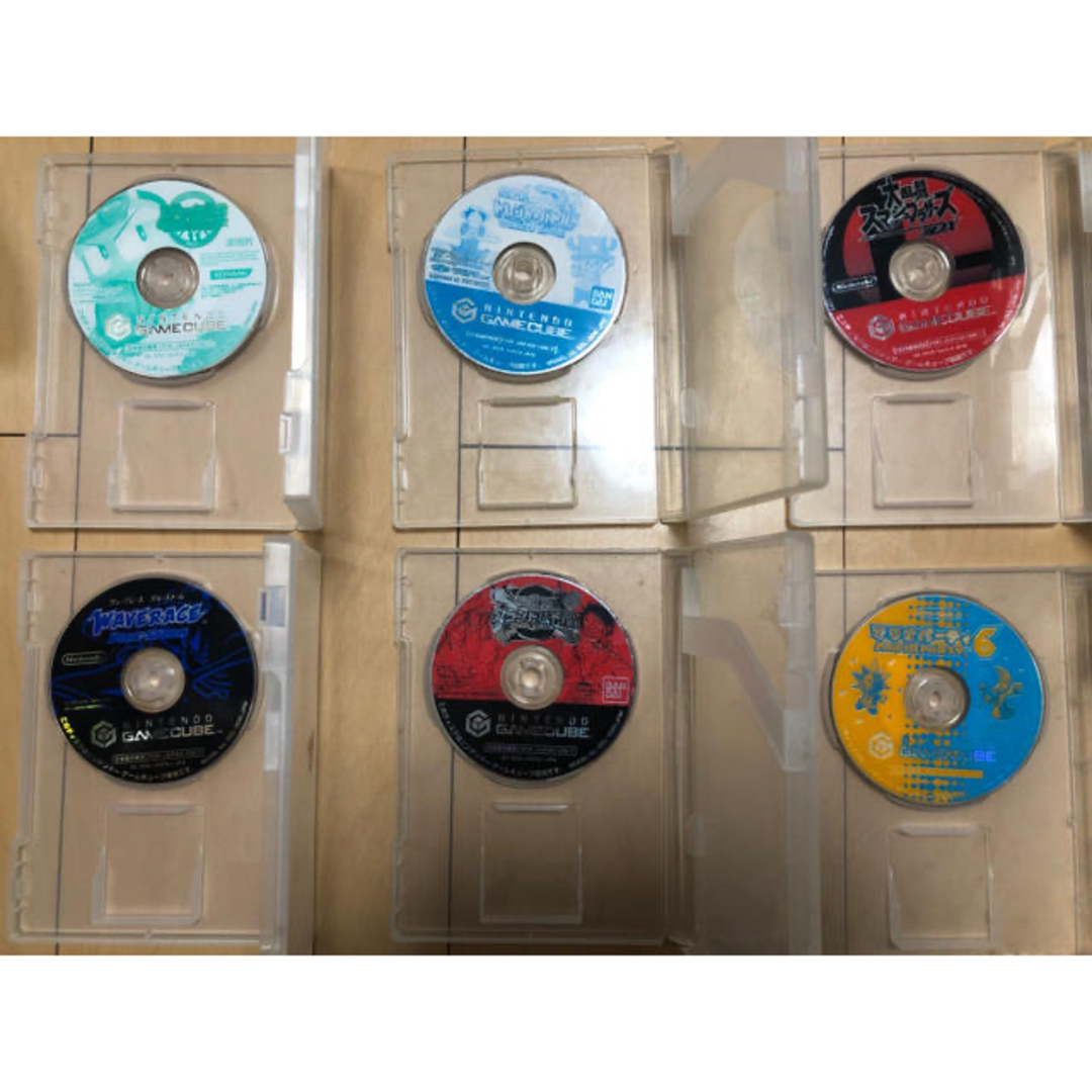 ニンテンドーゲームキューブ(ニンテンドーゲームキューブ)のゲームキューブ ソフト 6つ まとめ売り エンタメ/ホビーのゲームソフト/ゲーム機本体(家庭用ゲームソフト)の商品写真