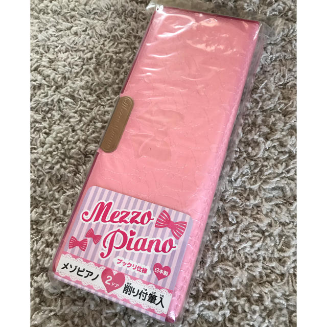 mezzo piano(メゾピアノ)のmezzo piano メゾピアノ ペンケース 筆箱 ピンク インテリア/住まい/日用品の文房具(ペンケース/筆箱)の商品写真