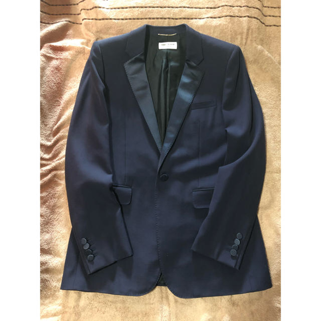 Saint Laurent(サンローラン)の【きし様専用】SAINT LAURENT スモーキングジャケット48 メンズのジャケット/アウター(テーラードジャケット)の商品写真