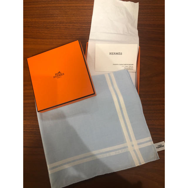 Hermes(エルメス)のHERMES ハンカチ  ブルー 箱付き  中古品  レディースのファッション小物(ハンカチ)の商品写真