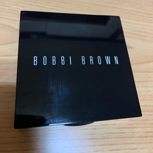 BOBBI BROWN(ボビイブラウン)のボビーブラウン☆ハイライティングパウダー01ピンクグロウ コスメ/美容のベースメイク/化粧品(フェイスカラー)の商品写真