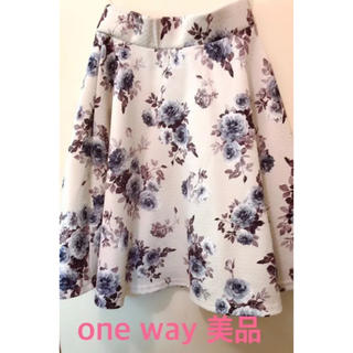 ワンウェイ(one*way)の美品 特価 one way 花柄スカート 早いもの勝ち 送料込み(ひざ丈スカート)