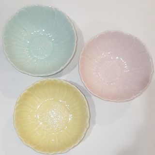 フランフラン(Francfranc)の【フランフラン】花 小鉢 3色 セット(食器)