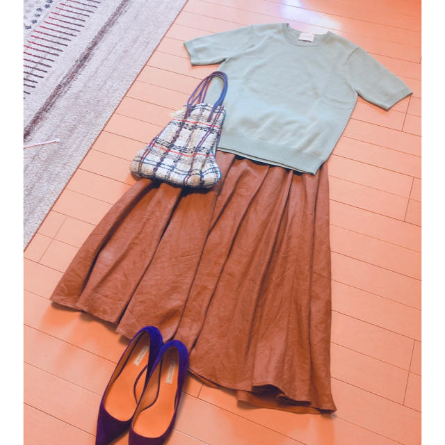 UNITED ARROWS(ユナイテッドアローズ)のアローズ  リネンミディ丈フレアスカート36 レディースのスカート(ロングスカート)の商品写真