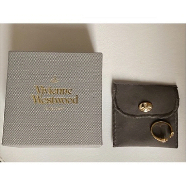 Vivienne Westwood(ヴィヴィアンウエストウッド)の【箱付き・超美品！】Vivienne Westwood レイナリング レディースのアクセサリー(リング(指輪))の商品写真