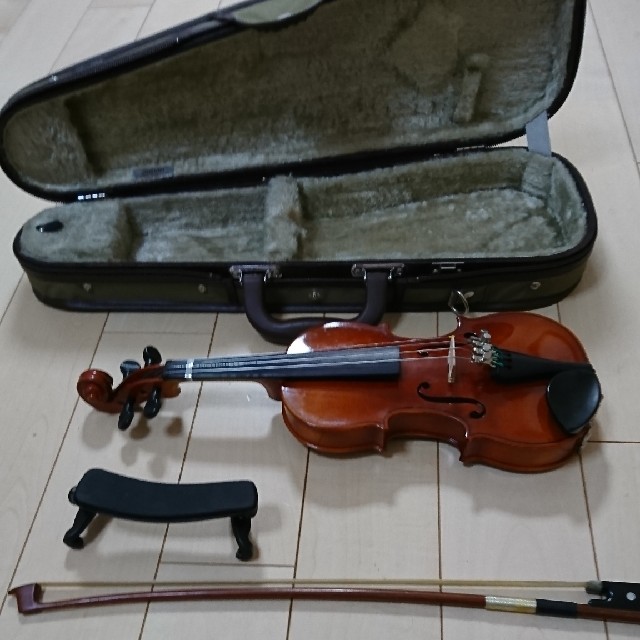 スズキ(スズキ)のSUZUKI VIOLIN スズキバイオリン １０分の１ 楽器の弦楽器(ヴァイオリン)の商品写真